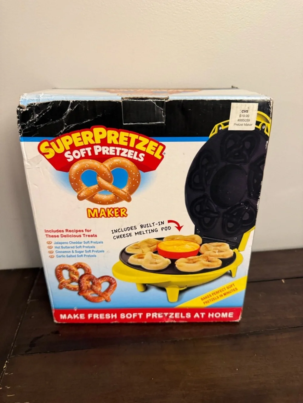 Super Pretzel Soft Pretzel Maker Smart Planet SPM-2 Cheese Melting Pod